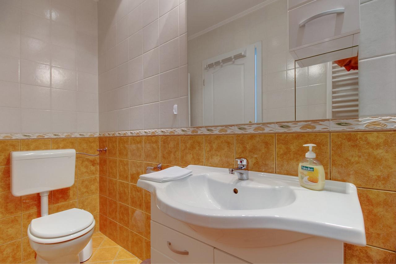 Apartments Del Sole Nerezine Δωμάτιο φωτογραφία