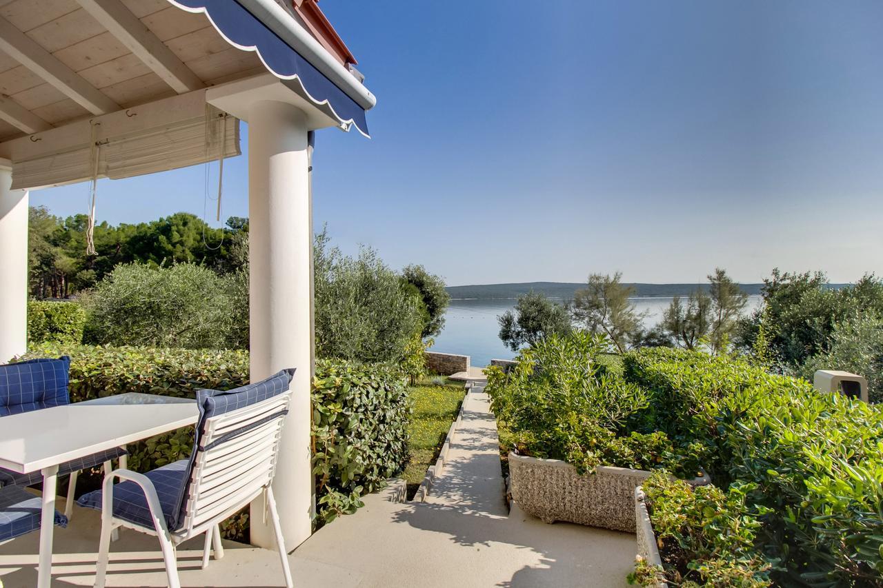 Apartments Del Sole Nerezine Εξωτερικό φωτογραφία